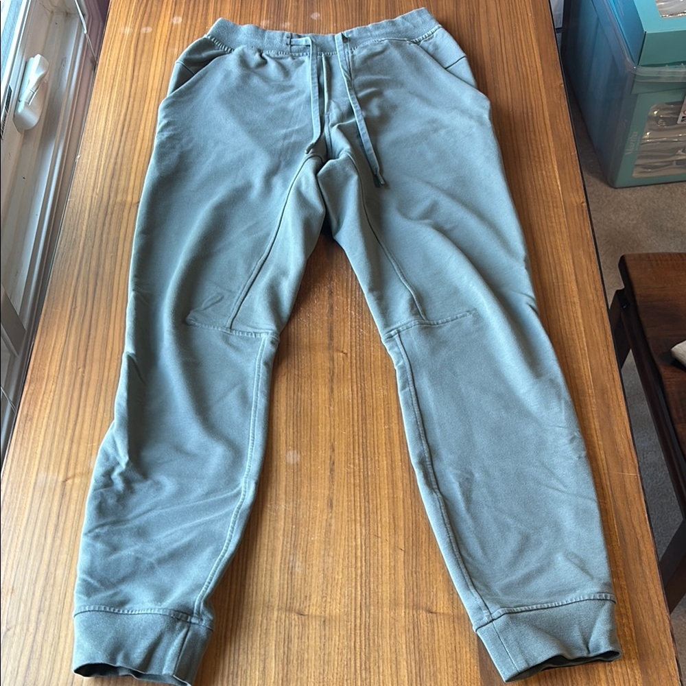 Lululemon Men's Olive Green Jogger Pants